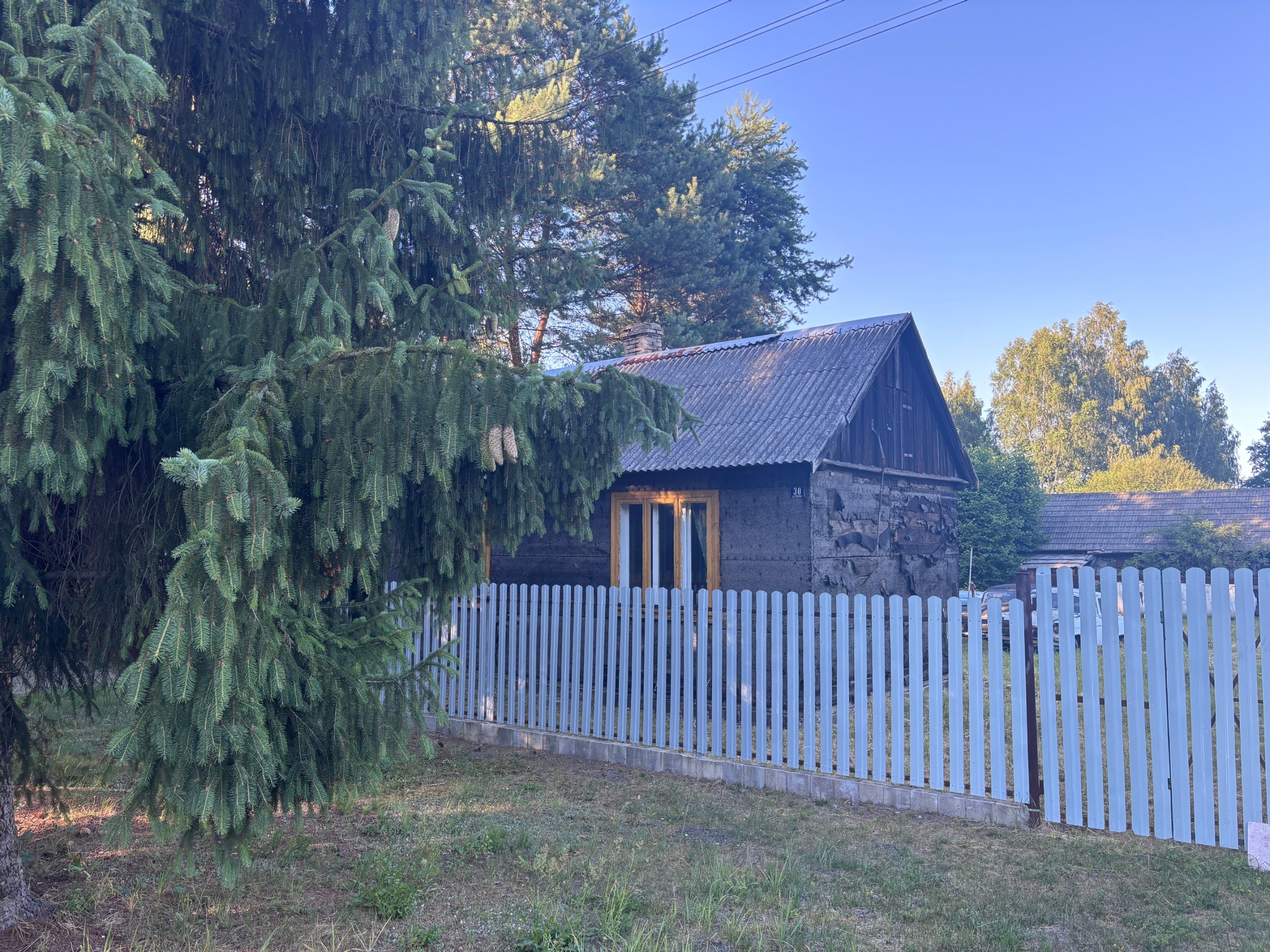 Działka 1 898 m² z drewnianym budynkiem – Skarżysko-Kamienna – zdjęcie 4