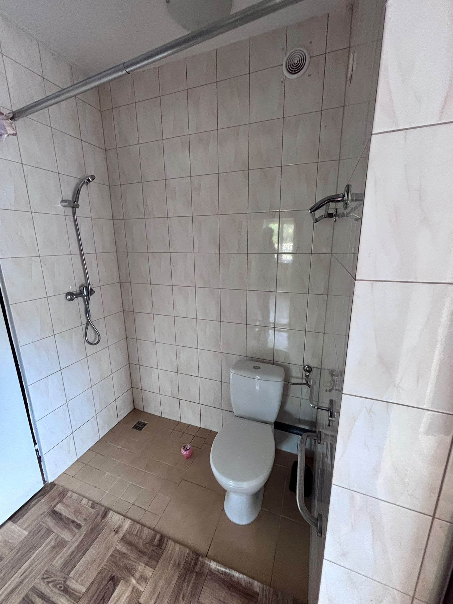 Dom wolnostojący z działką 687 m² w spokojnej lokalizacji – Bliżyn – zdjęcie 3